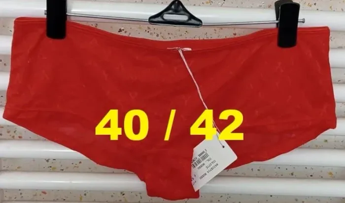 Culotte rouge Yamamay Taille 40 / 42 (EU)