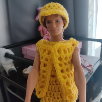 Vêtements pour ken 2€.