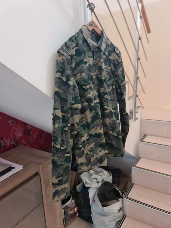 Chemise Dissident neuve taille M - photo numéro 3