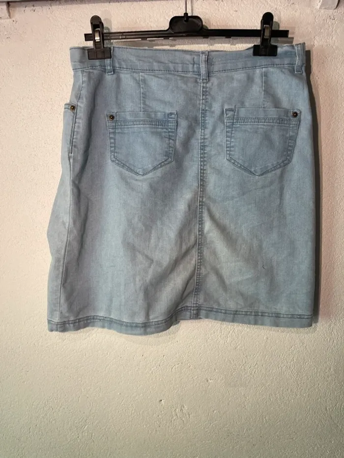 Jupe en jean taille 40 - photo numéro 3