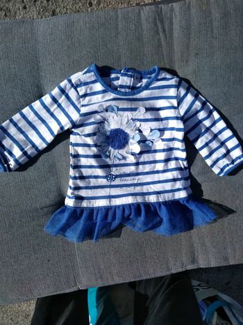 Petit tee-shirt à manches longues fille marguerite 6 mois