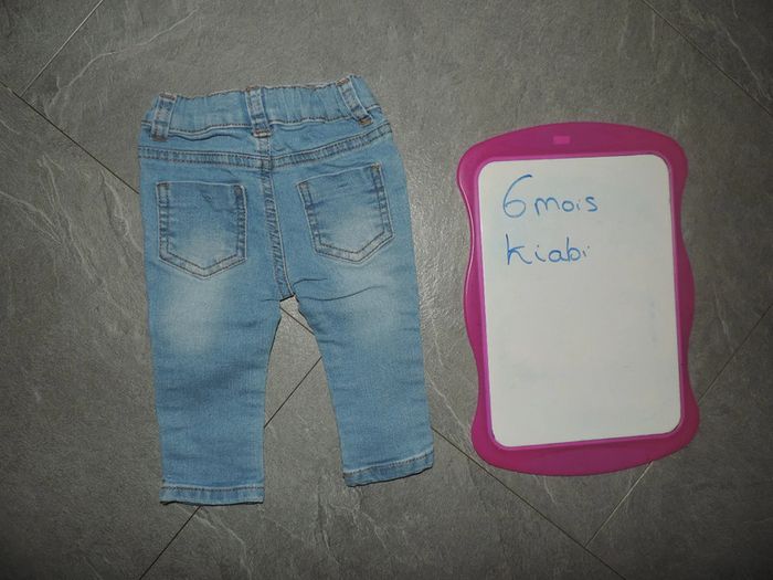 jeans kiabi taille 6 mois - photo numéro 2