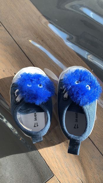 Baskets In extenso bleu blanc monstre 17