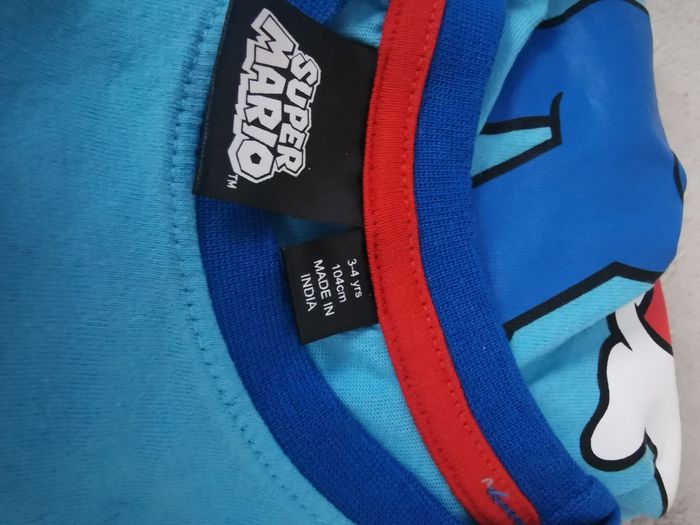 Lot de 5 tee-shirt Mario bon état - photo numéro 6