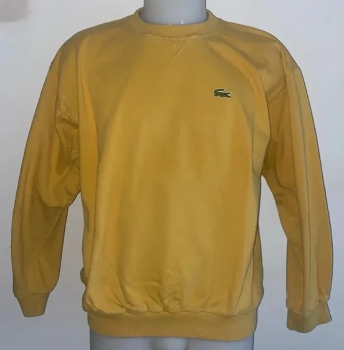 Pull vintage moutarde Lacoste