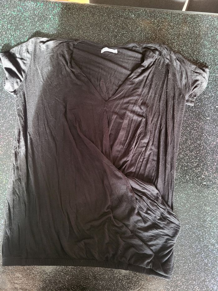 T shirt col V - photo numéro 4