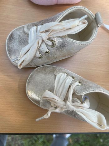 Chaussure bébé 6-9m