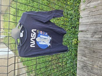 Pull manche longue nasa taille 14 ans