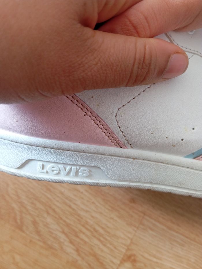 Baskets Levi's femme 38 excellent état - photo numéro 3