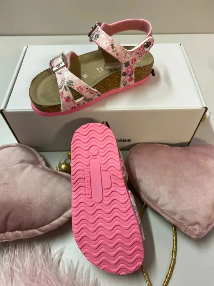 Sandales fleuries fille (neuf) - Taille 25 - photo numéro 4