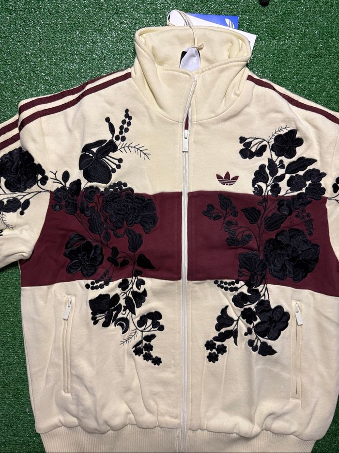 Adidas Originals X ASOS - Veste de survêtement à fleurs brodées - Babeurre / Taille S - photo numéro 2