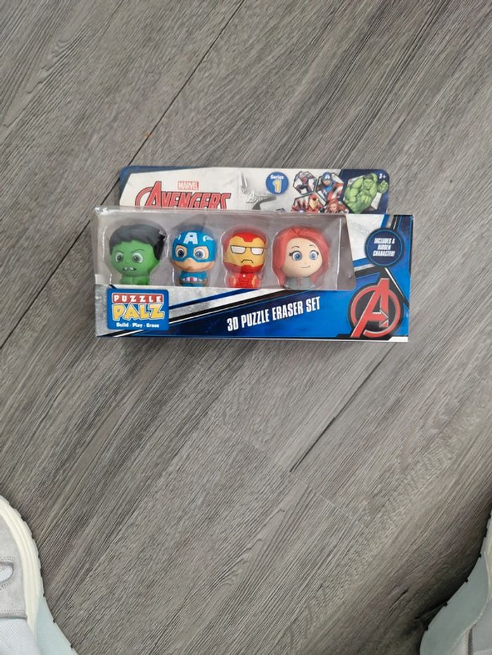 Figurine avengers