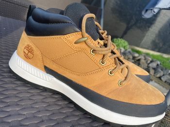 Baskets Timberland 43