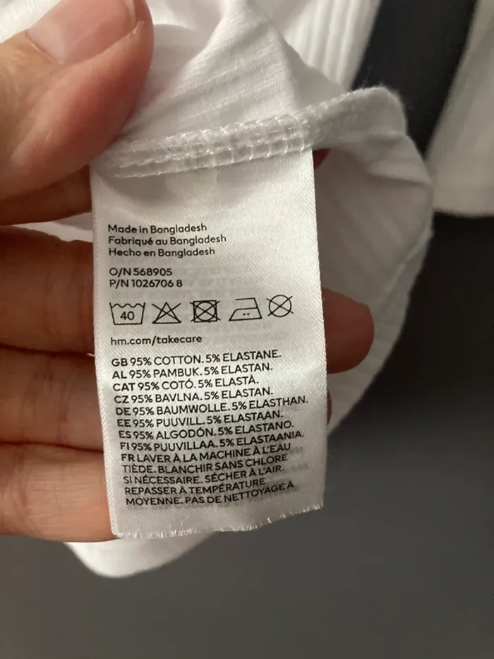 H&M petite robe blanche taille 7-8 ans - photo numéro 2