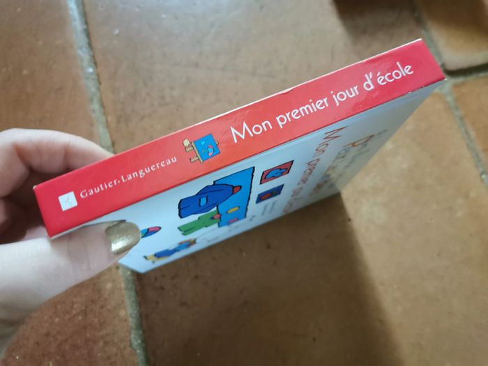 Un livre animé. Petit Lapin Blanc. Mon premier jour d'école. - photo numéro 7