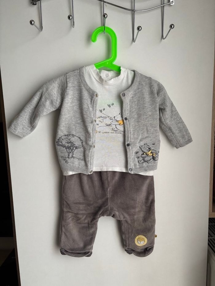 🧸 Lot ensemble bébé Winnie l’Ourson – Disney 🧸 - photo numéro 1