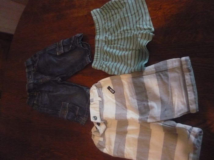 lot de shorts 23/24 mois