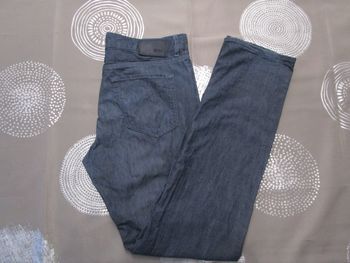 Jean Hugo Boss coupe droite régular Stretch 100% Coton W34 L34 Bleu brut (J140)