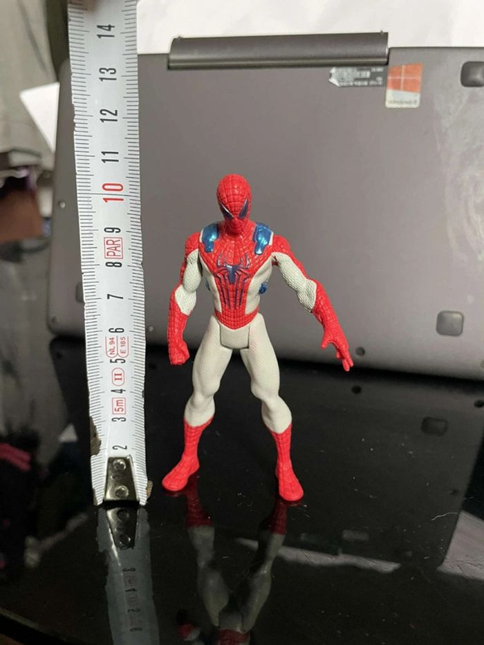 Figurine Spiderman Articulé Marvel Hasbro 2014 - photo numéro 2