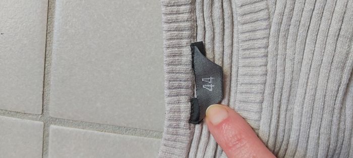 Pull 44 - photo numéro 2