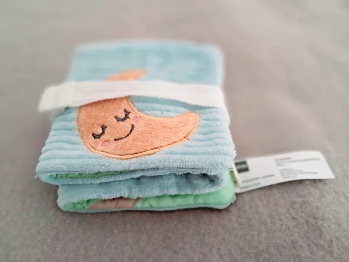 Livre en tissu bébé