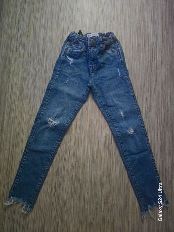 Jean troué - Zara - Taille 10 ans