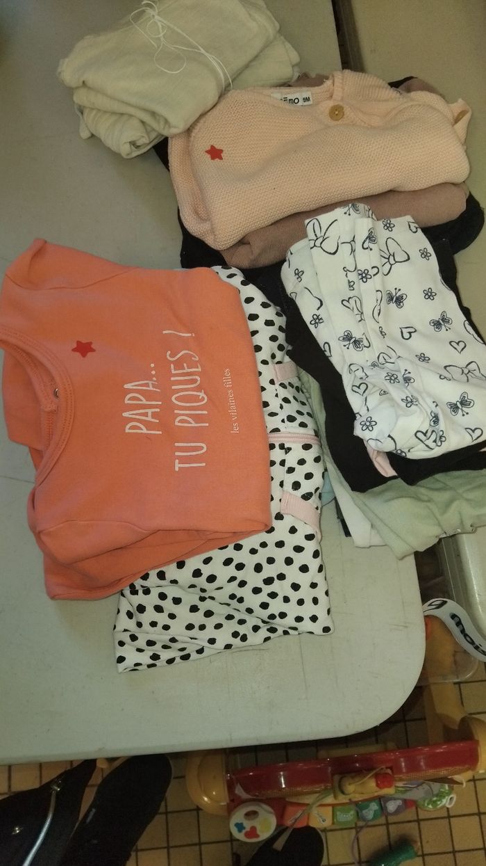 Lot 9 mois fille