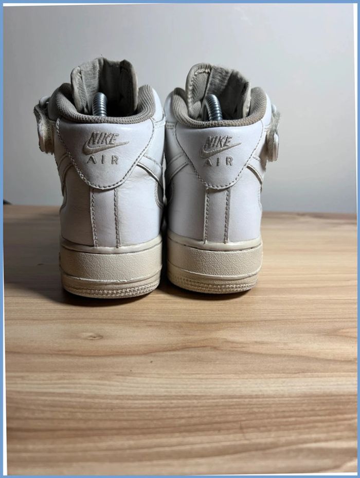 Nike Air Force 1 Mid Blanche – Pointure 38.5 Femme - photo numéro 9