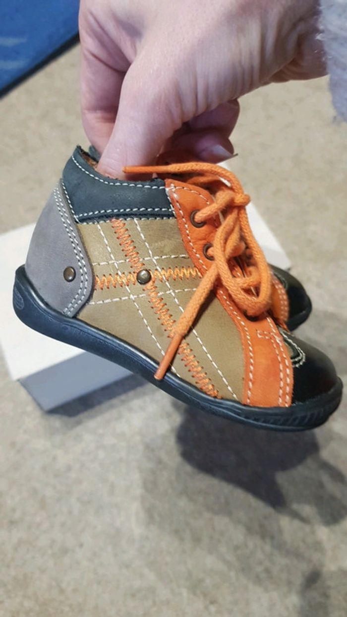 Bottillons de marche garçon p.18 orchestra neufs - photo numéro 3