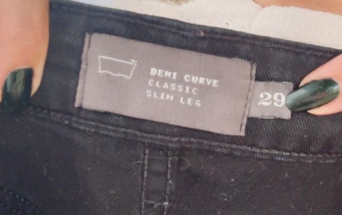 Jeans Levis noir taille 38 très bon état - photo numéro 5