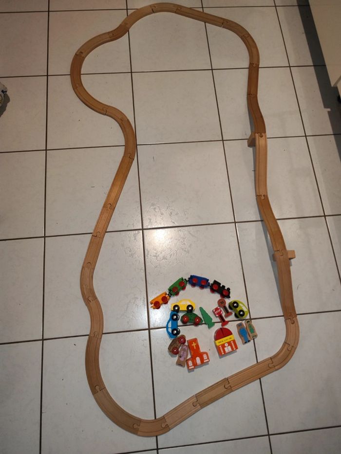 Circuit de train en bois