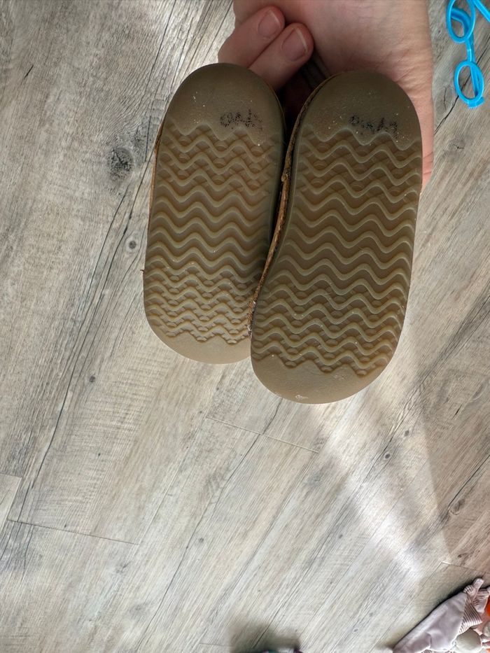 Chaussures 1er pas - photo numéro 3