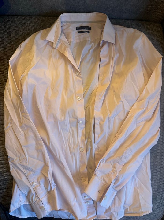 chemise rose très clair