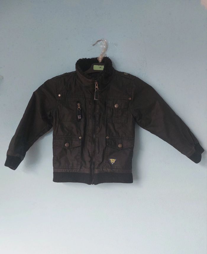 Manteau hiver 4 ans en très bon état