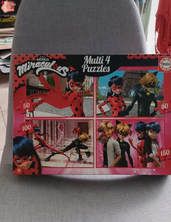4 puzzles évolutives miraculous educa