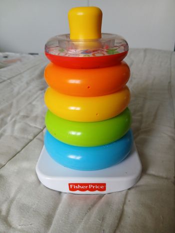 Jouet Pyramide de couleur