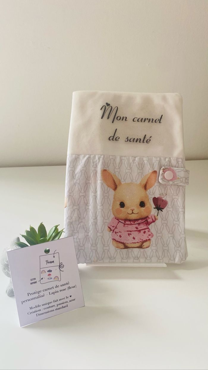 Protège carnet de santé personnalisable bébé enfant prénom lapin rose fleur