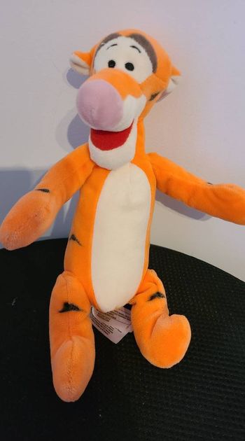 DOUDOU PELUCHE DISNEY SIMBA TIGROU 21cm orange jaune clair sans bille