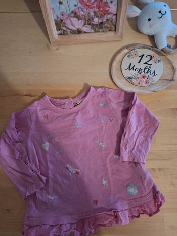 T-shirt manches longues pour fille taille 12 mois Marque tape à l'œil très bon état