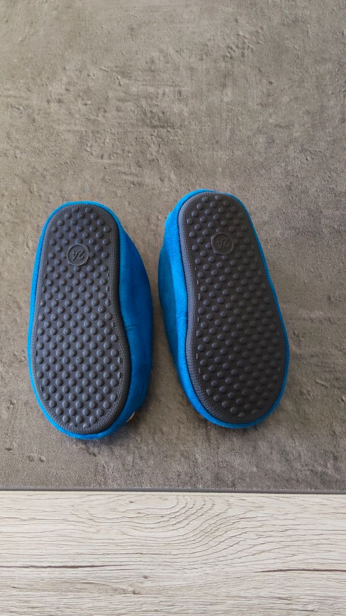 Chaussons Pat patrouille comme neufs taille 24 - photo numéro 2