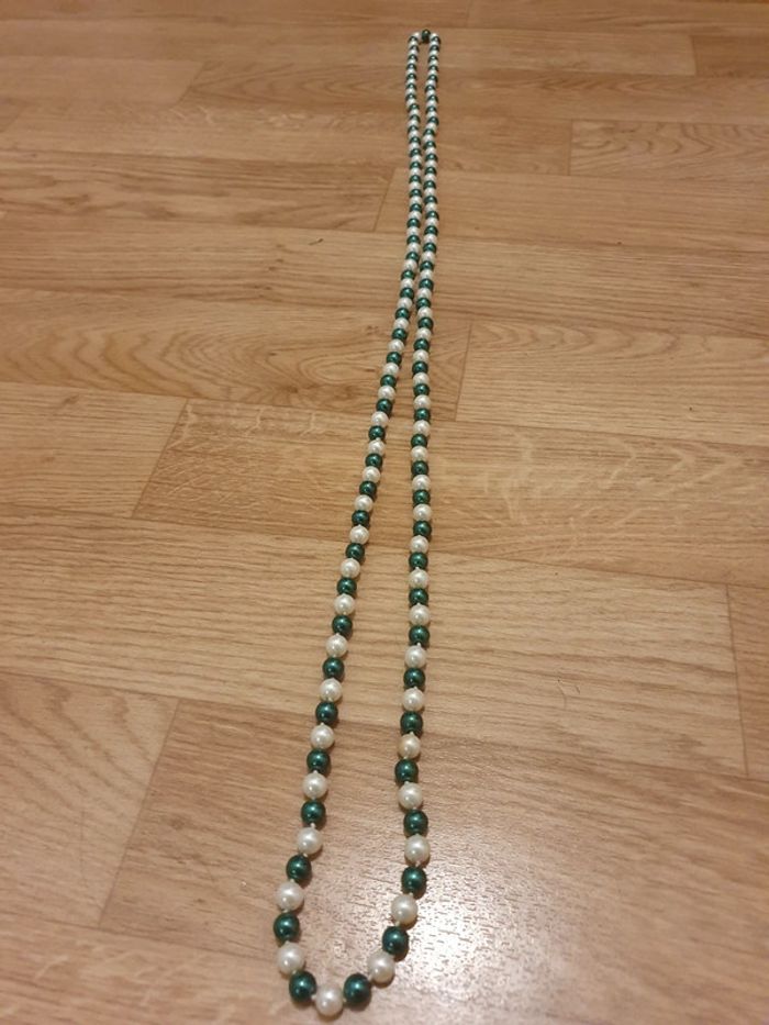 Collier long de perle verte et blanche - photo numéro 3