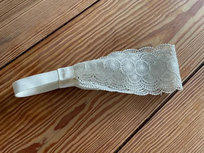 Bandeau dentelle neuf - photo numéro 2