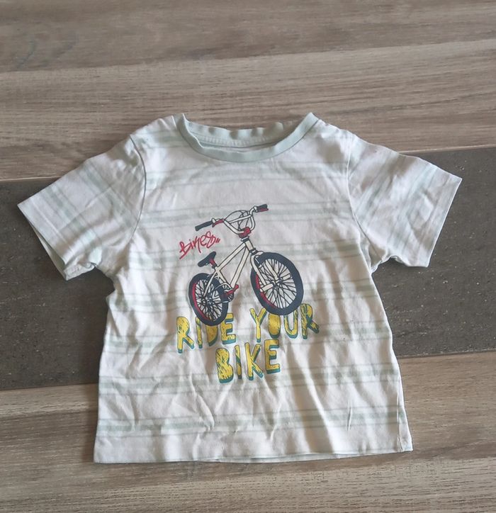 Lot de 3 haut de pyjama 4 ans - photo numéro 2