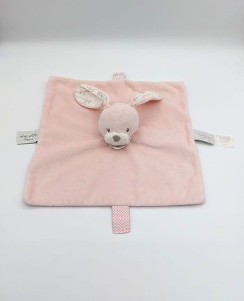 Doudou plat lapin rose blanc jolies petites fleurs BOUTCHOU bandana Monoprix