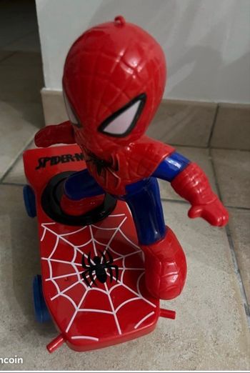 Spiderman skateboard 