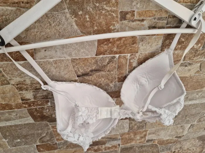 1 soutien-gorge blanc taille 85 B marque ETAM - photo numéro 5