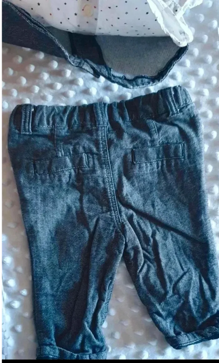 Ensemble  chemise et  pantalon avec  nœud  papillon - photo numéro 6
