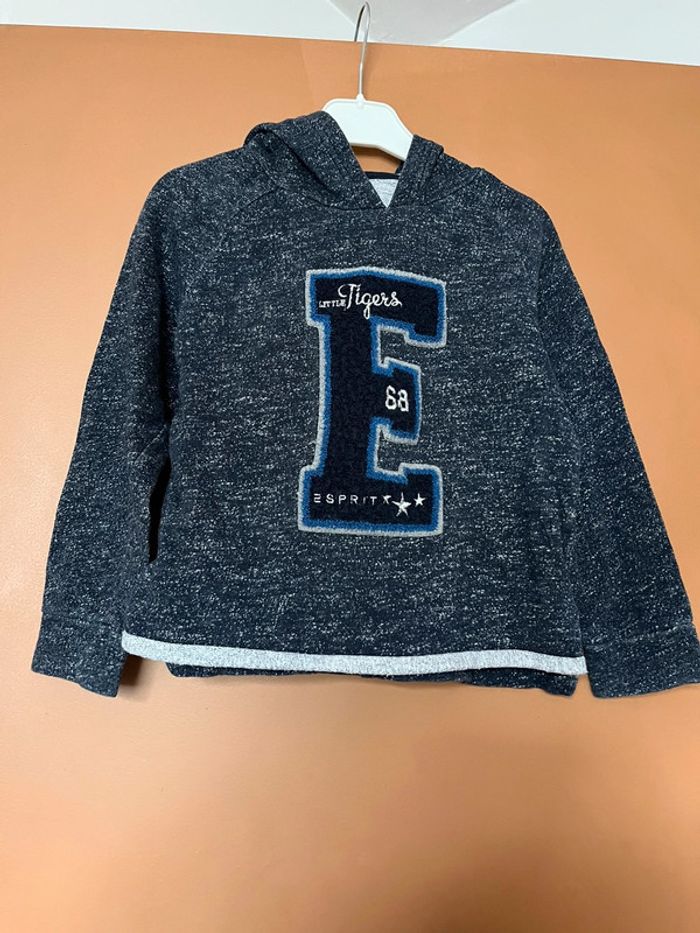 Sweat Esprit 6/7 ans , 116/122