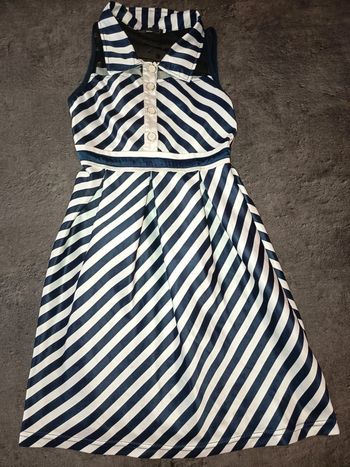 Robe satin 10 ans