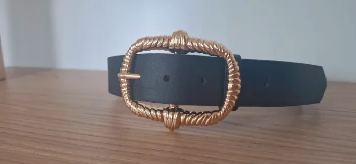 Ceinture noire boucle dorée – Style Artemis - neuve 🌟 - photo numéro 3